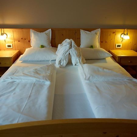 Hotel Tiefenbrunn Gardensuites & Breakfast Lana Luaran gambar