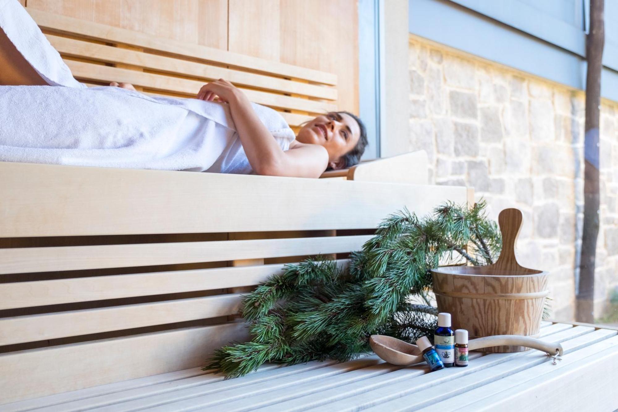 Hotel Tiefenbrunn Gardensuites & Breakfast Lana Luaran gambar
