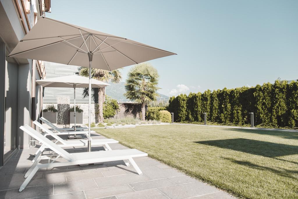 Hotel Tiefenbrunn Gardensuites & Breakfast Lana Luaran gambar