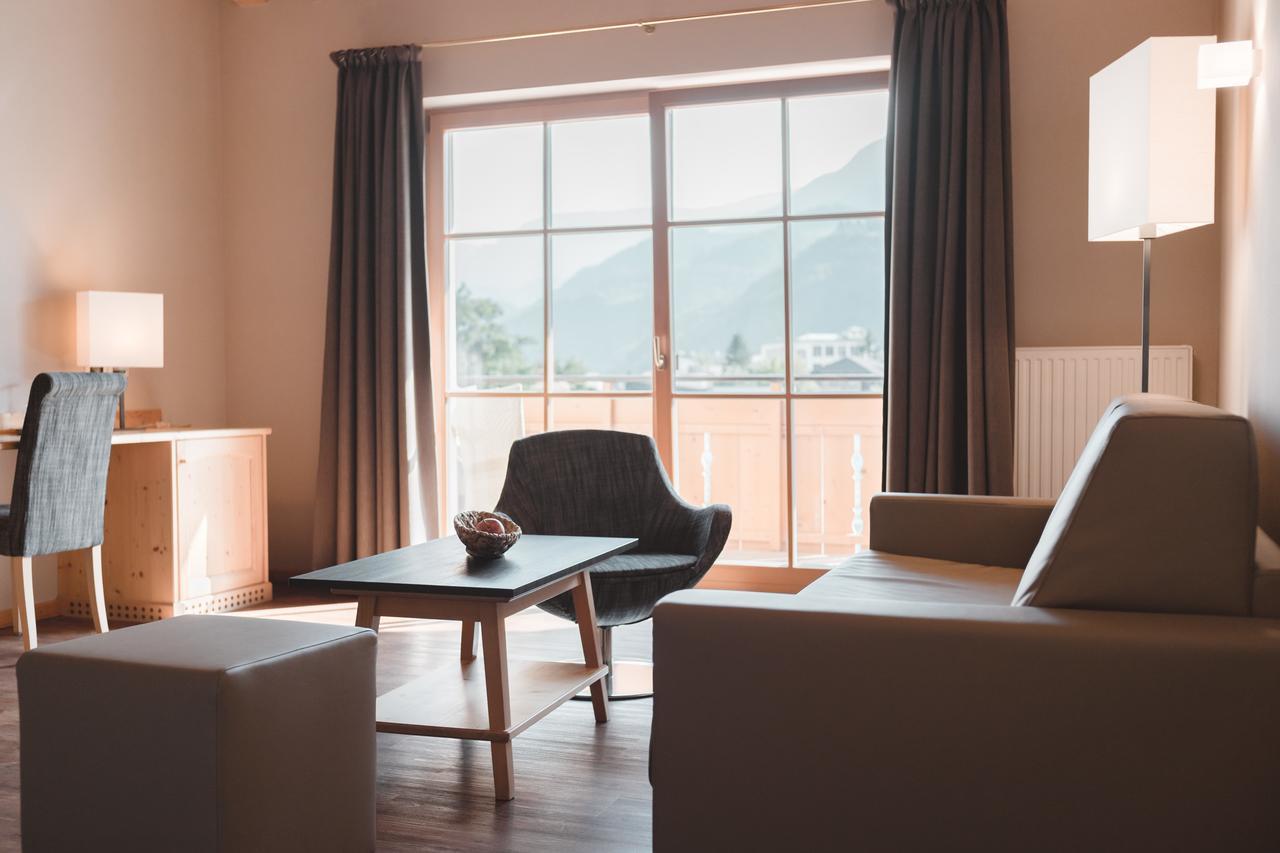 Hotel Tiefenbrunn Gardensuites & Breakfast Lana Luaran gambar